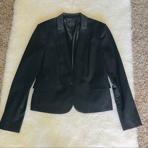 Attitude Women’s Black Blazer size 14